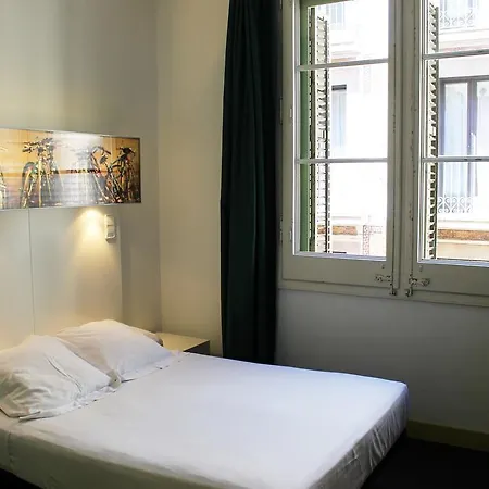 Hostal Raval Botella Private