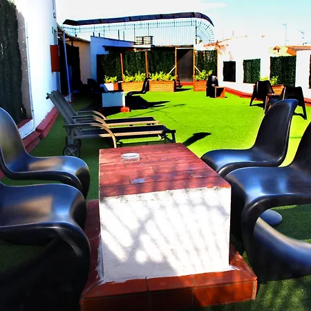 Raval Botella Private Hostal *