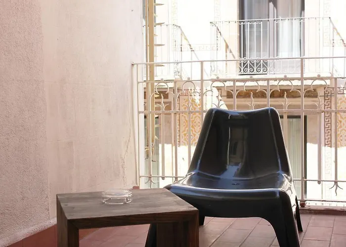 Raval Botella Private Hostel *