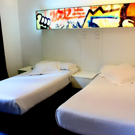 Hostel Raval Botella Private Barcelona