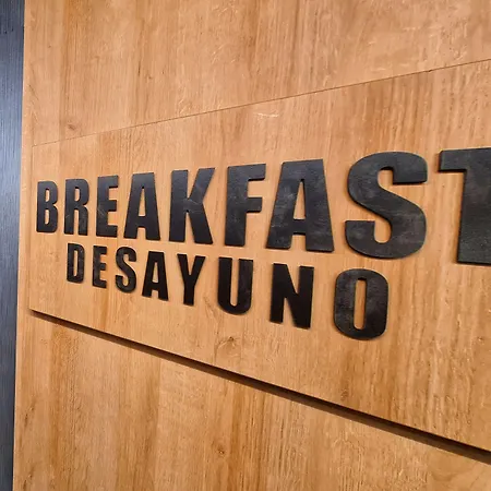 Raval Botella Private Hostel