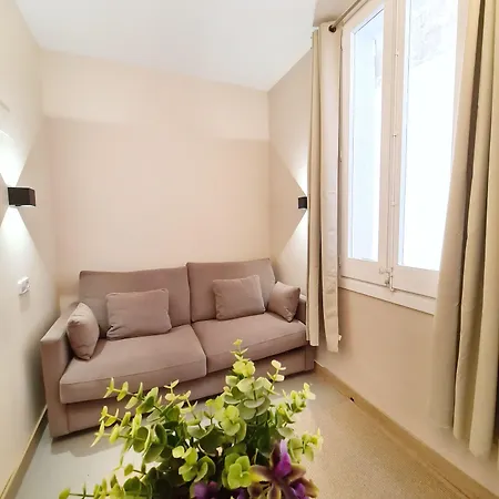 Hostel Raval Botella Private *