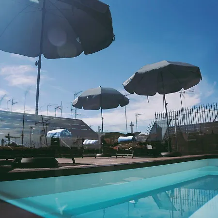 Raval Botella Private * Barcelona