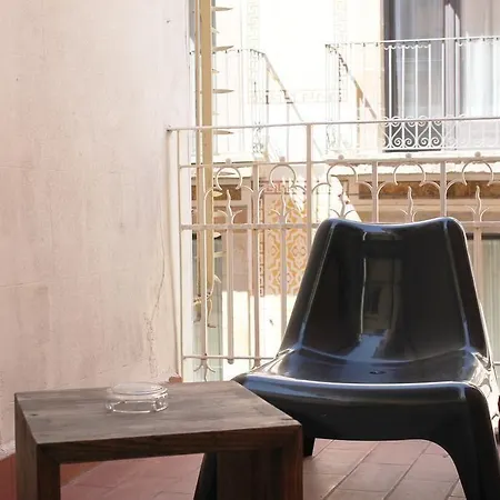 Raval Botella Private Hostel *