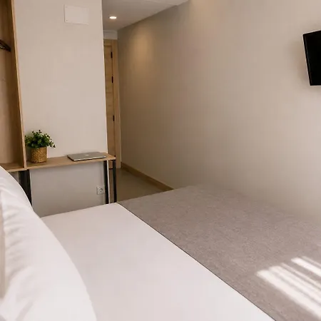 Raval Botella Private Hostal