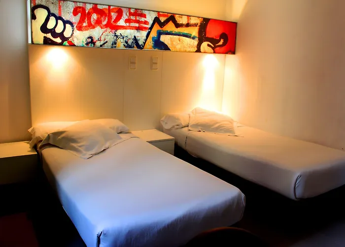 Hostel Raval Botella Private *
