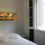 Vandrerhjem Raval Botella Private Barcelona