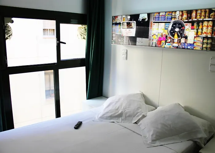 Hostel Raval Botella Private *